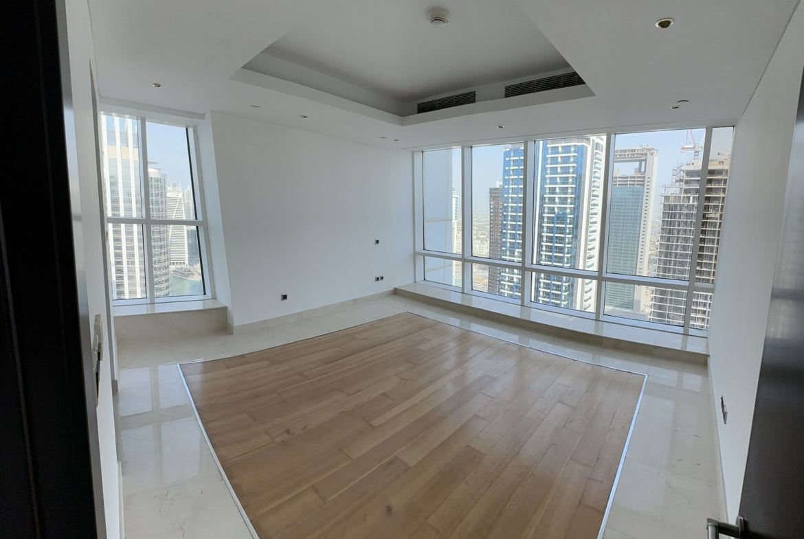 LAKEVIEW PENTHOUSE FOR SALE 4