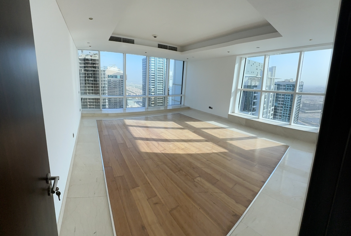 LAKEVIEW PENTHOUSE FOR SALE 7